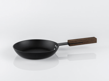 Carica l'immagine nel visualizzatore di Gallery, BLACK PADELLA 24CM