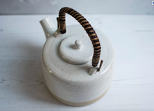 Carica l'immagine nel visualizzatore di Gallery, TEIERA BIANCA - GRES