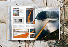 Carica l'immagine nel visualizzatore di Gallery, CHRISTO AND JEANNE-CLAUDE . Updated Edition XXL