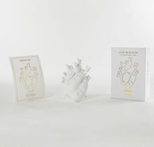 Carica l'immagine nel visualizzatore di Gallery, LOVE IN BLOOM VASO