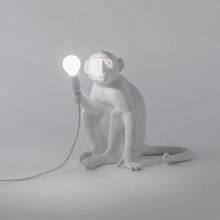 Carica l'immagine nel visualizzatore di Gallery, MONKEY LAMP SEDUTA