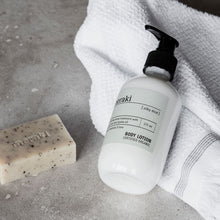 Carica l'immagine nel visualizzatore di Gallery, BODY LOTION - Silky mist